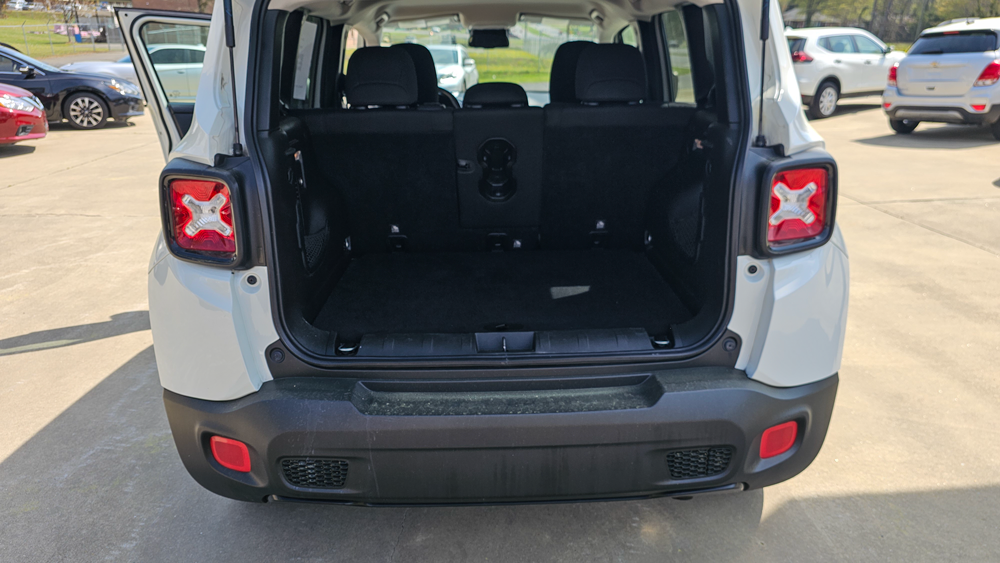 
								2017 Jeep Renegade full									