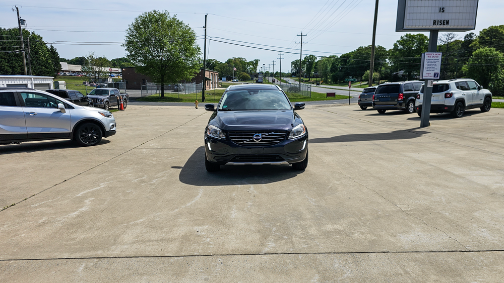 
								2016 Volvo XC60 T5 full									