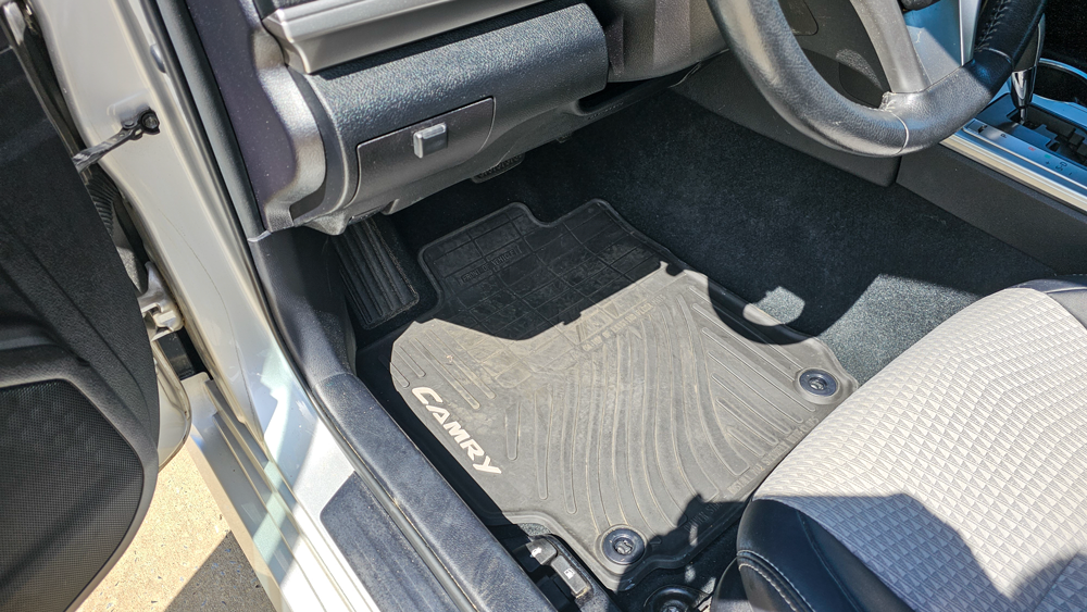 
								2014 Toyota Camry LE full									