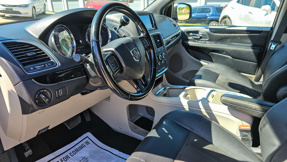 
								2020 Dodge Grand Caravan SXT full									