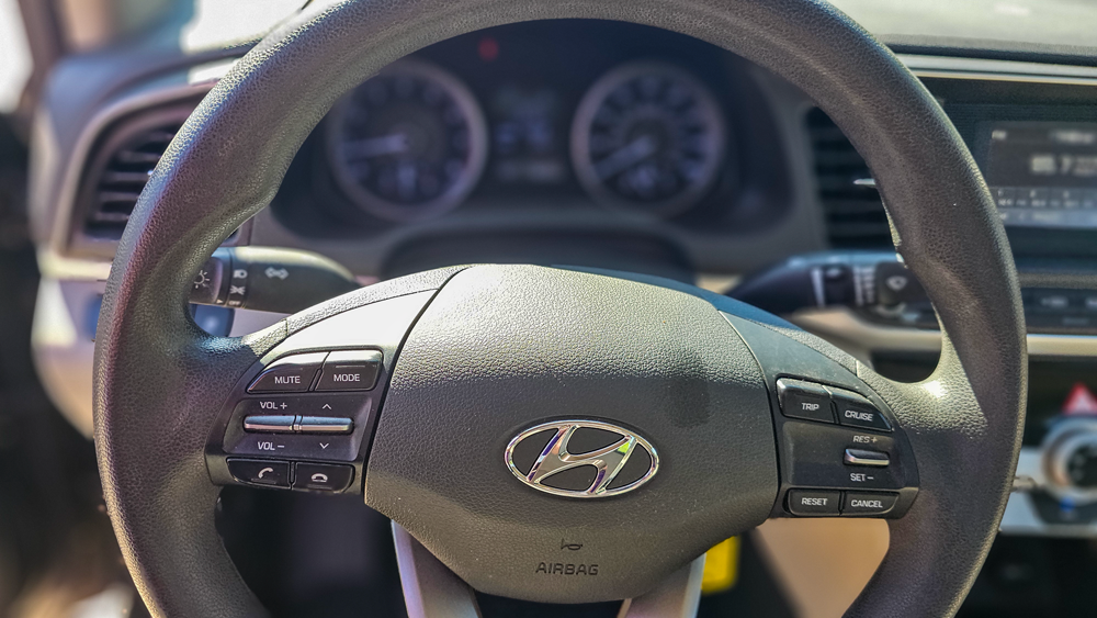 
								2019 Hyundai Elantra SE full									