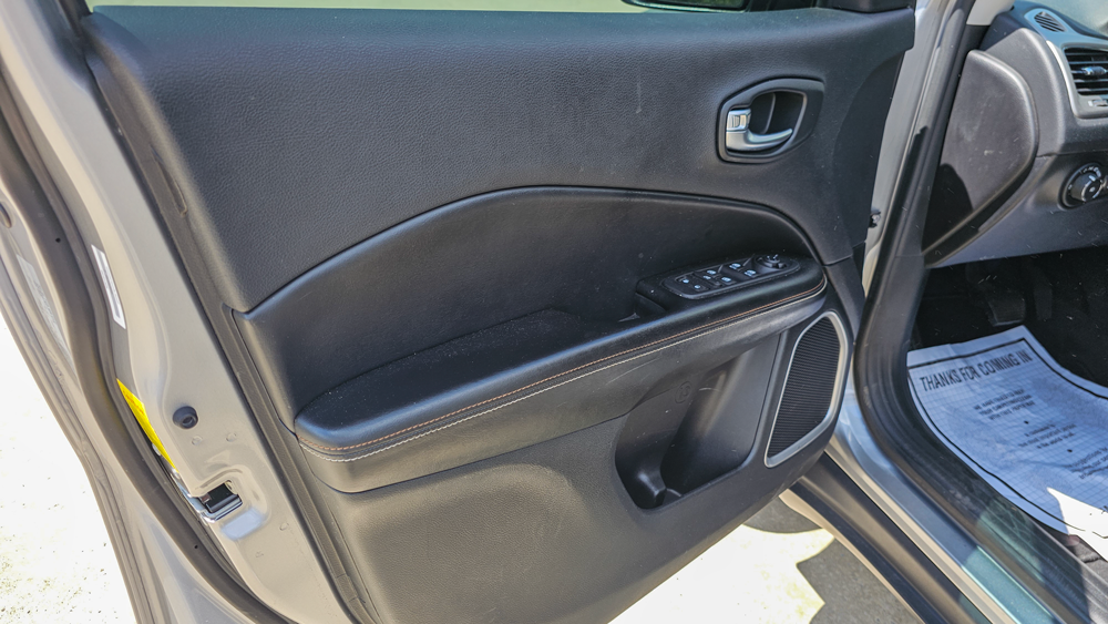 
								2019 Jeep Compass Latitude 4×4 full									