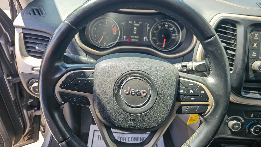 
								2018 Jeep Cherokee full									
