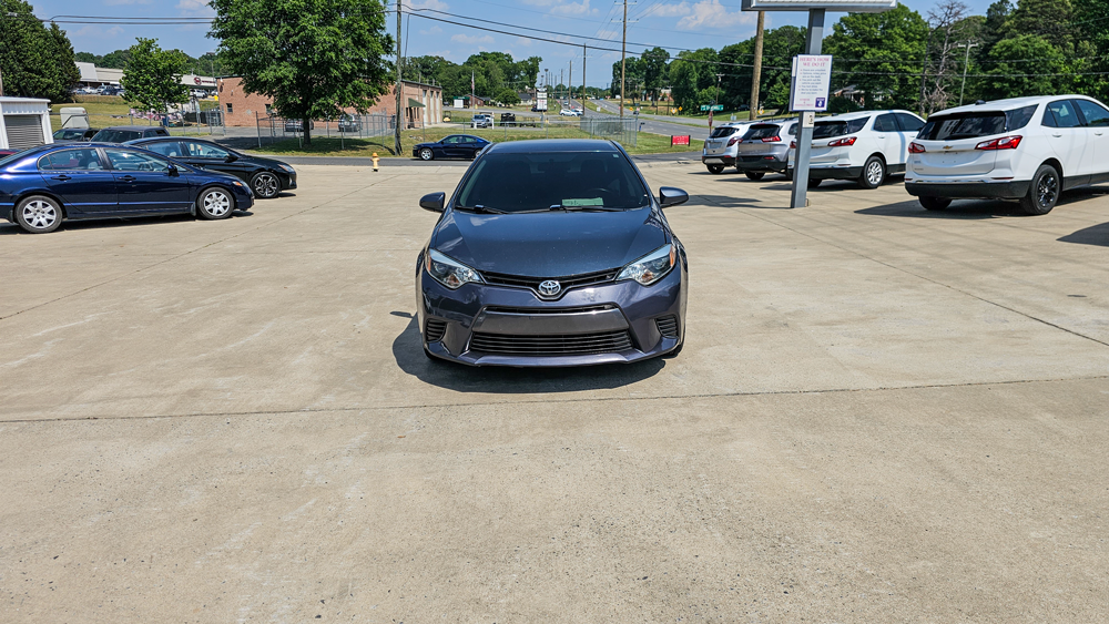 
								2016 Toyota Corolla LE full									