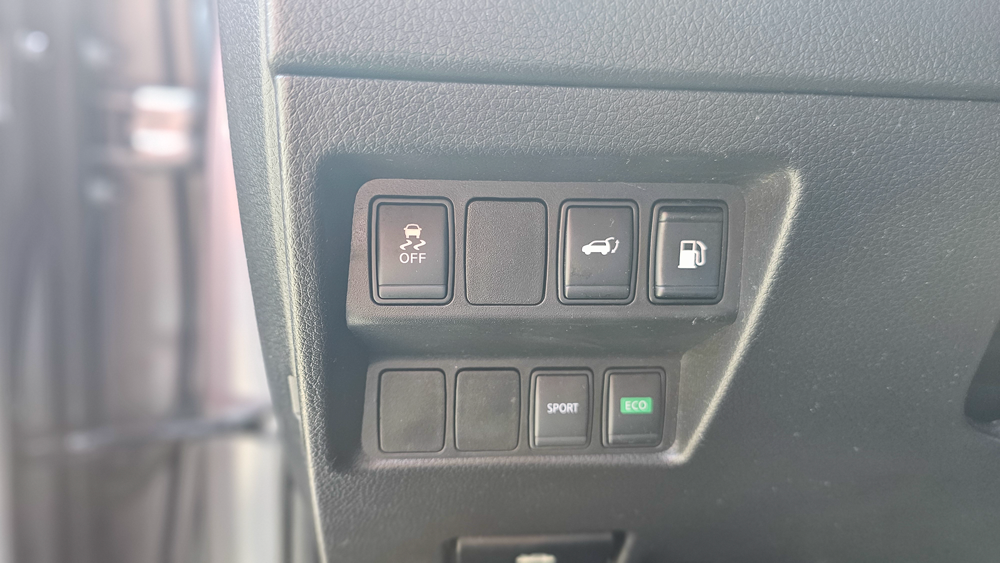 
								2018 Nissan Rogue SV full									