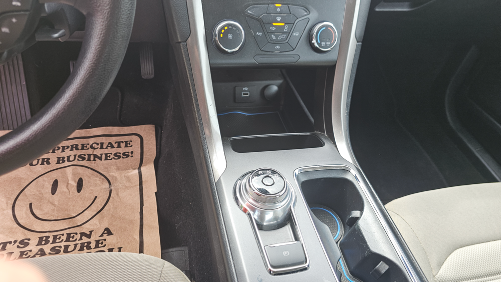 
								2019 Ford Fusion S full									
