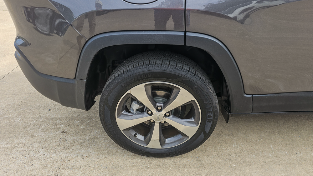 
								2019 Jeep Cherokee Limited full									