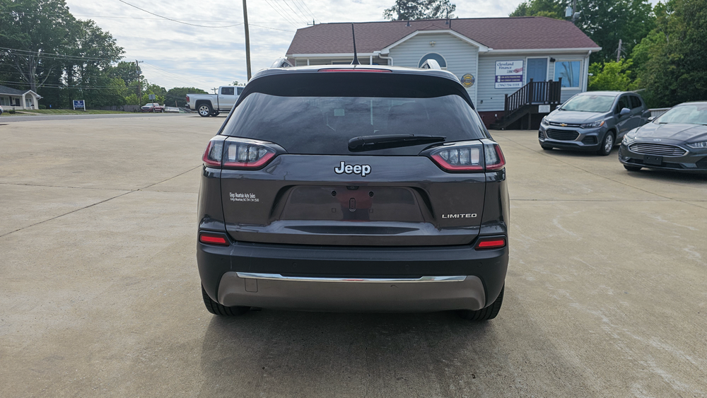 
								2019 Jeep Cherokee Limited full									
