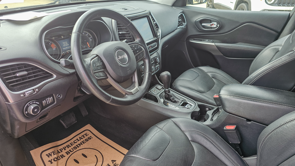
								2019 Jeep Cherokee Limited full									