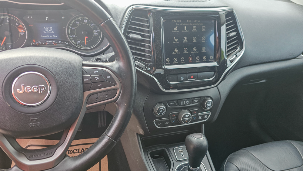
								2019 Jeep Cherokee Limited full									