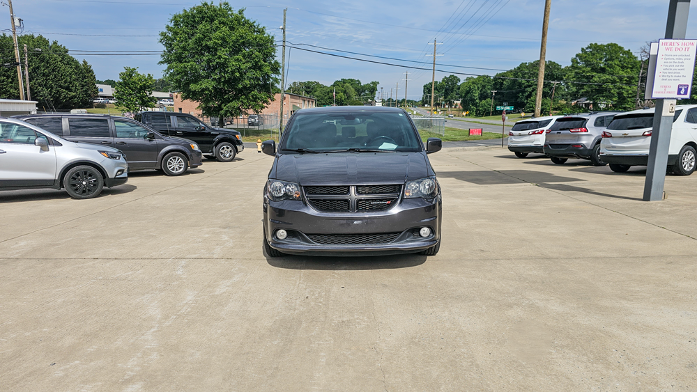 
								2020 Dodge Grand Caravan GT full									