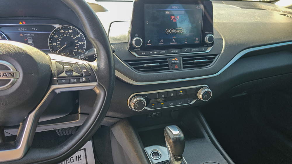 
								2020 Nissan Altima full									