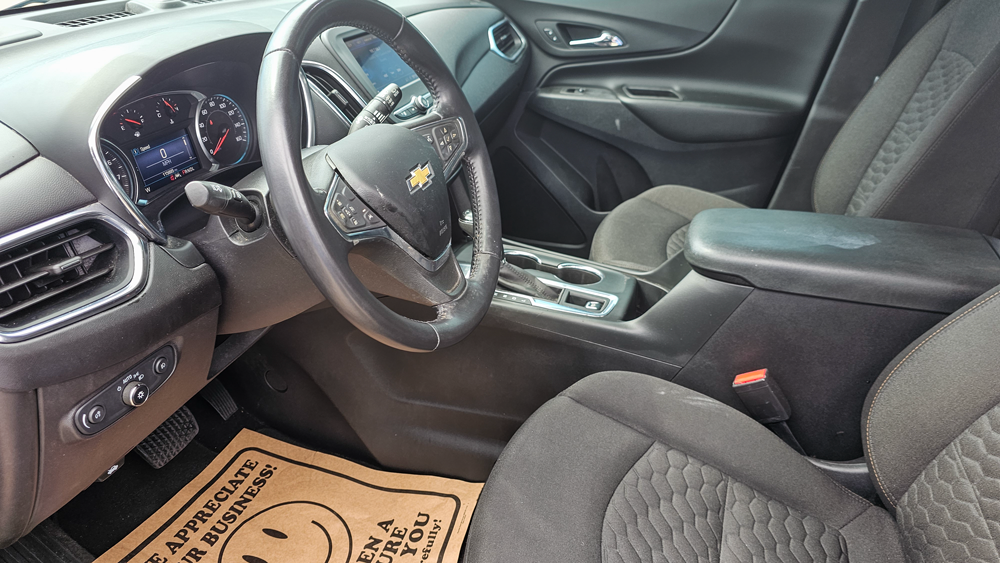 
								2021 Chevrolet Equinox LT full									