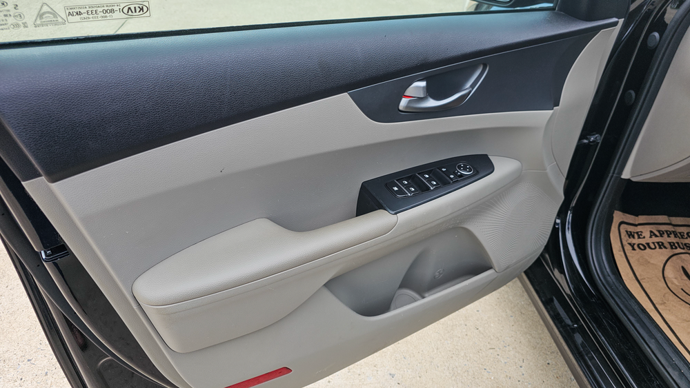 
								2021 Kia Forte full									