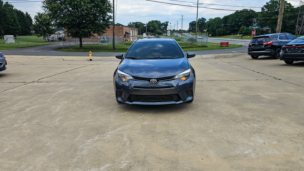 
								2016 Toyota Corolla LE full									