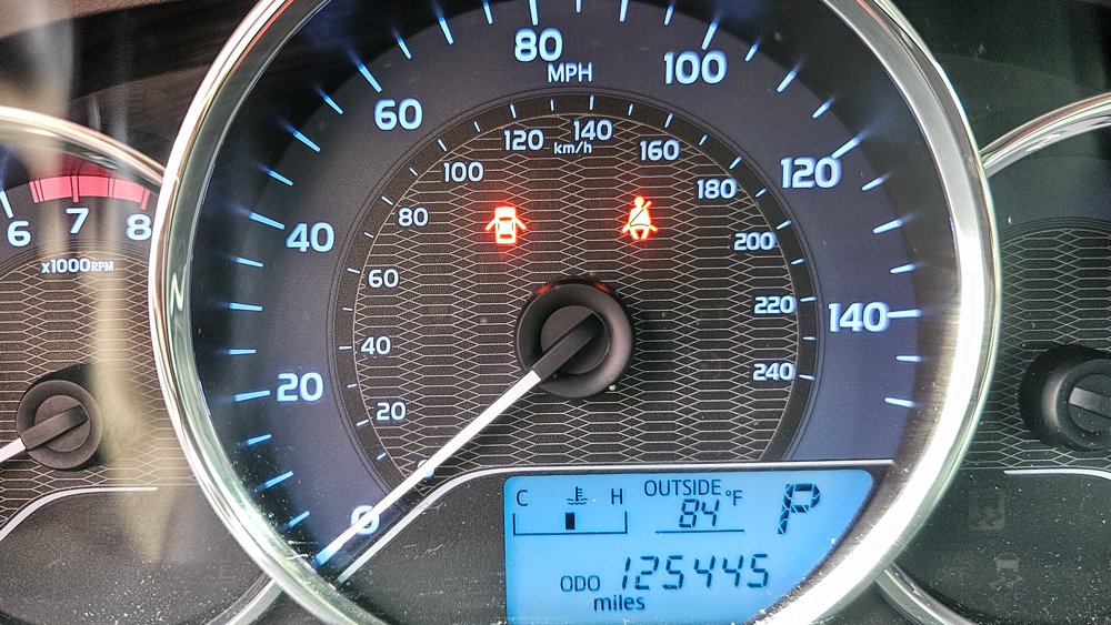 
								2016 Toyota Corolla LE full									