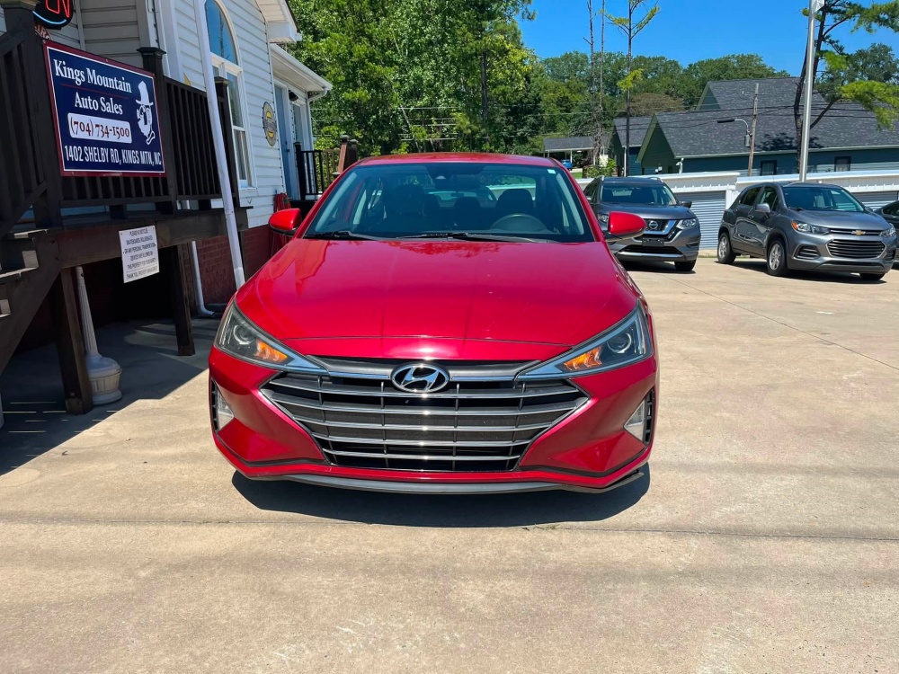 
								2019 Hyundai Elantra SEL full									
