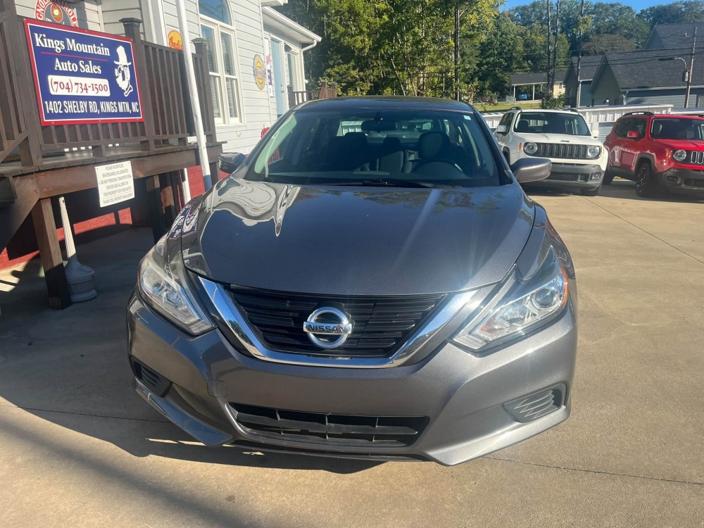 
								2017 Nissan Altima full									