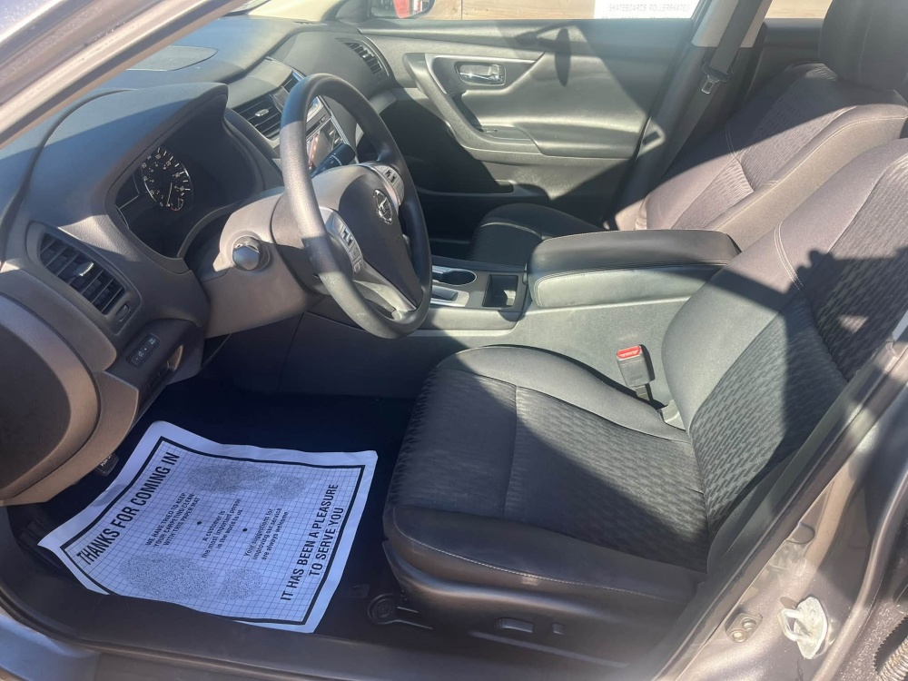 
								2017 Nissan Altima full									