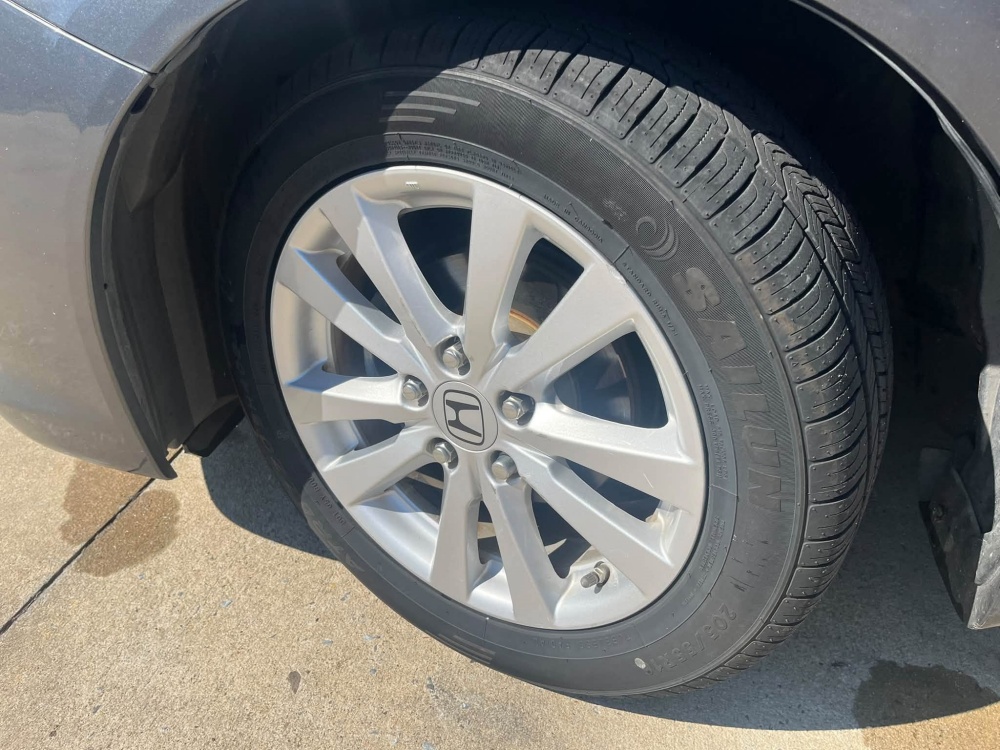 
								2012 Honda Civic LX full									