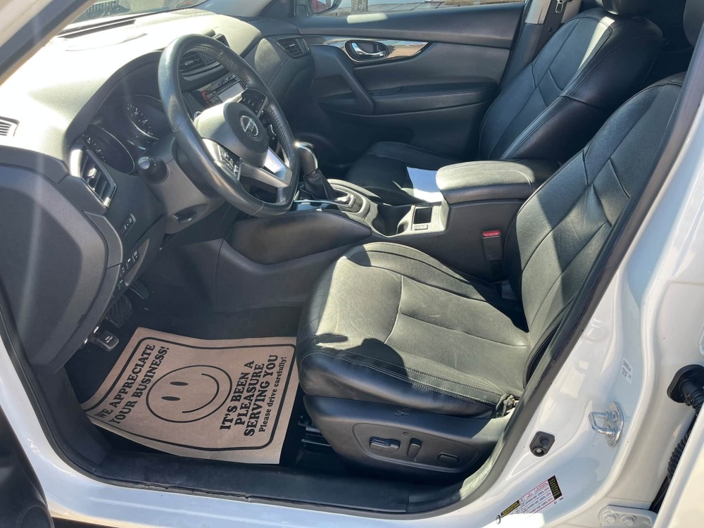 
								2017 Nissan Rogue SL AWD full									