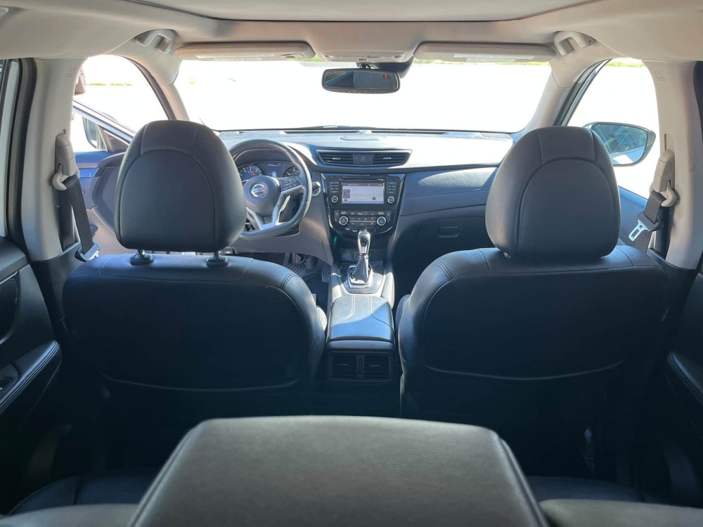 
								2017 Nissan Rogue SL AWD full									