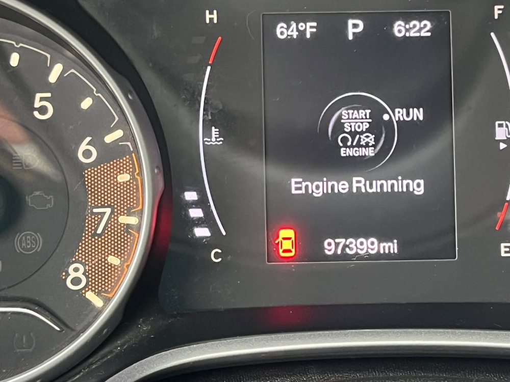 
								2018 Jeep Compass Sport full									