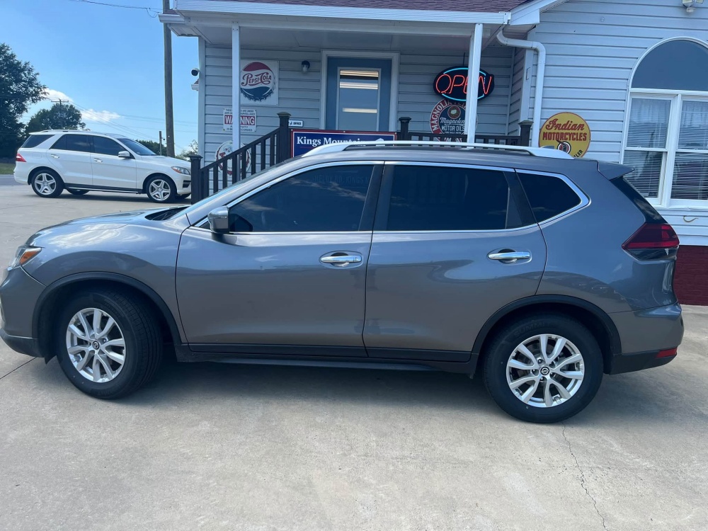 
								2019 Nissan Rogue full									