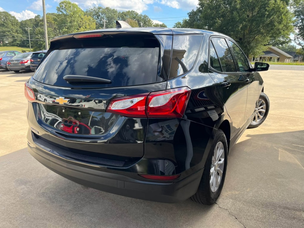 
								2018 Chevrolet Equinox LS full									