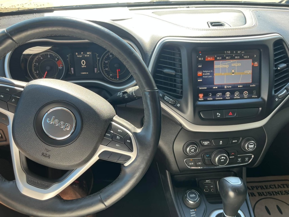 
								2018 Jeep Cherokee Latitude 4×4 full									