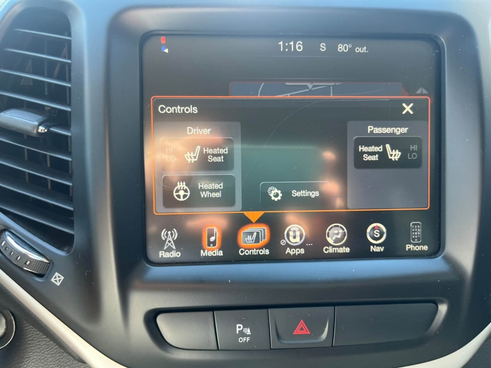 
								2018 Jeep Cherokee Latitude 4×4 full									