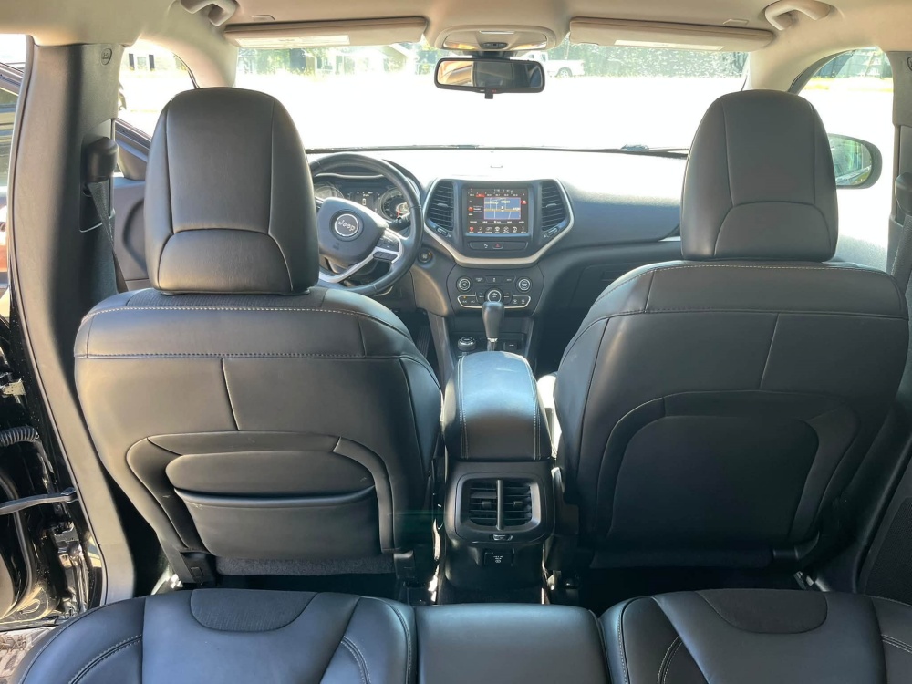 
								2018 Jeep Cherokee Latitude 4×4 full									
