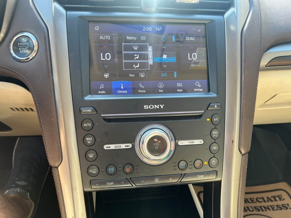 
								2017 Ford Fusion Platinum full									